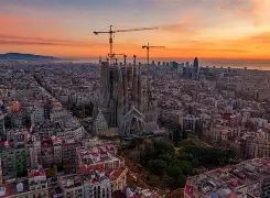 巴塞罗那训练开放日,冲刺阶段远射贴柱引欢呼,葡超在即,团队化学反应显著(巴塞罗那传控打法视频) 巴塞罗那训练开放日,冲刺阶段远射贴柱引欢呼,葡超在即,团队化学反应显著(巴塞罗那传控打法视频)