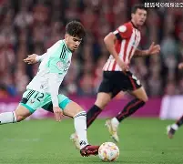 赛地聚焦：国王杯赛前热度飙升，尼斯扳平良机，球迷炸锅，赛程密集仍需轮换的简单介绍