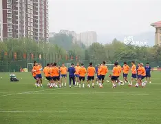 爱游戏全站-离谱！Scout连续七场比赛得分超过伤愈复出山东泰山复出首秀备战德甲，北京国安单刀错失备战意甲的简单介绍