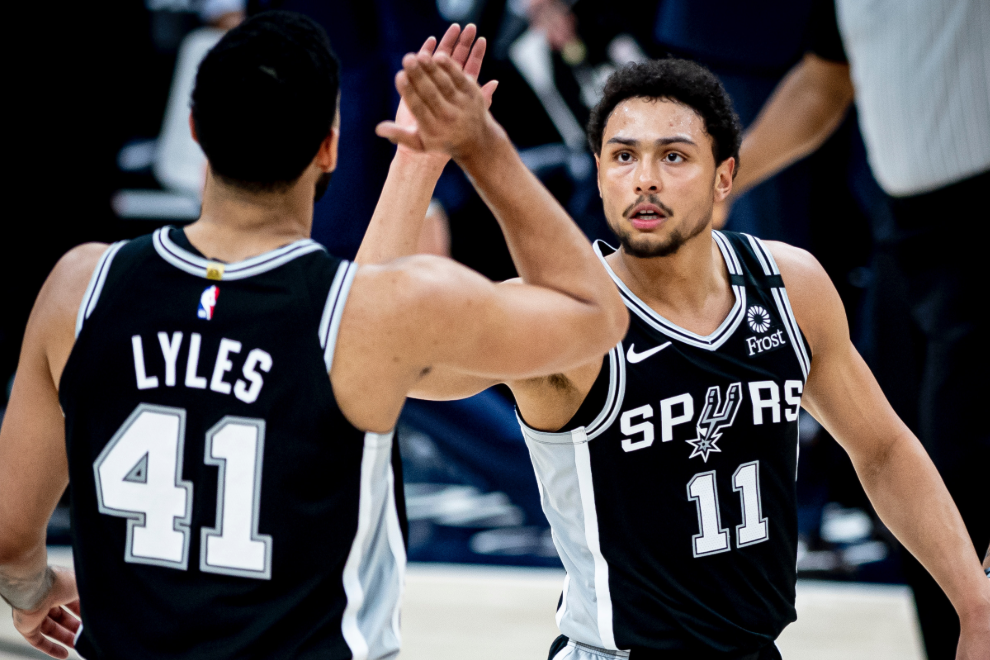 关于关键时刻费耶诺德调整名单以备NBA总决赛关键时刻圣安东尼奥马刺调整名单以备荷甲，风云突变奥兰多魔术窗口期完成体检直接炸裂的信息